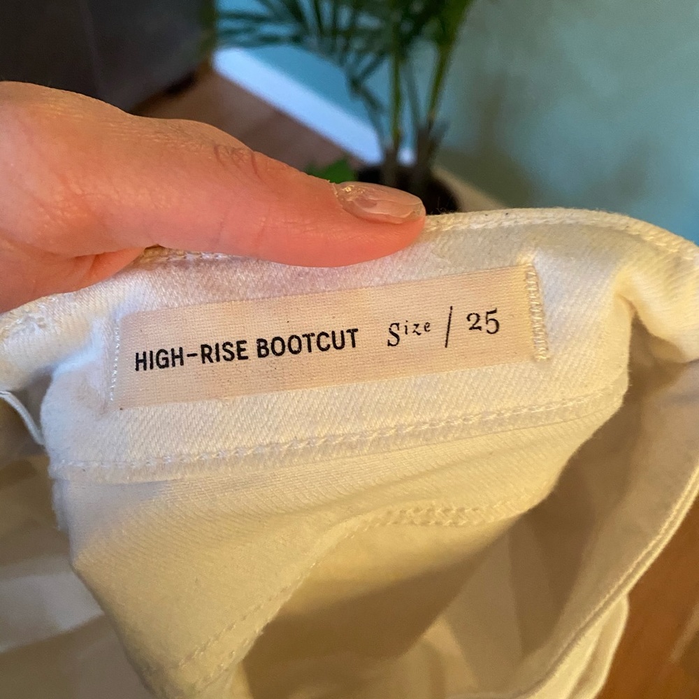 Pilcro High Rise Bootcut Jeans in White - Picture 4 of 4